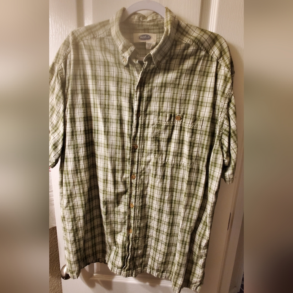 Austin Clothing Co Plaid Button-down Shirt - L (39)